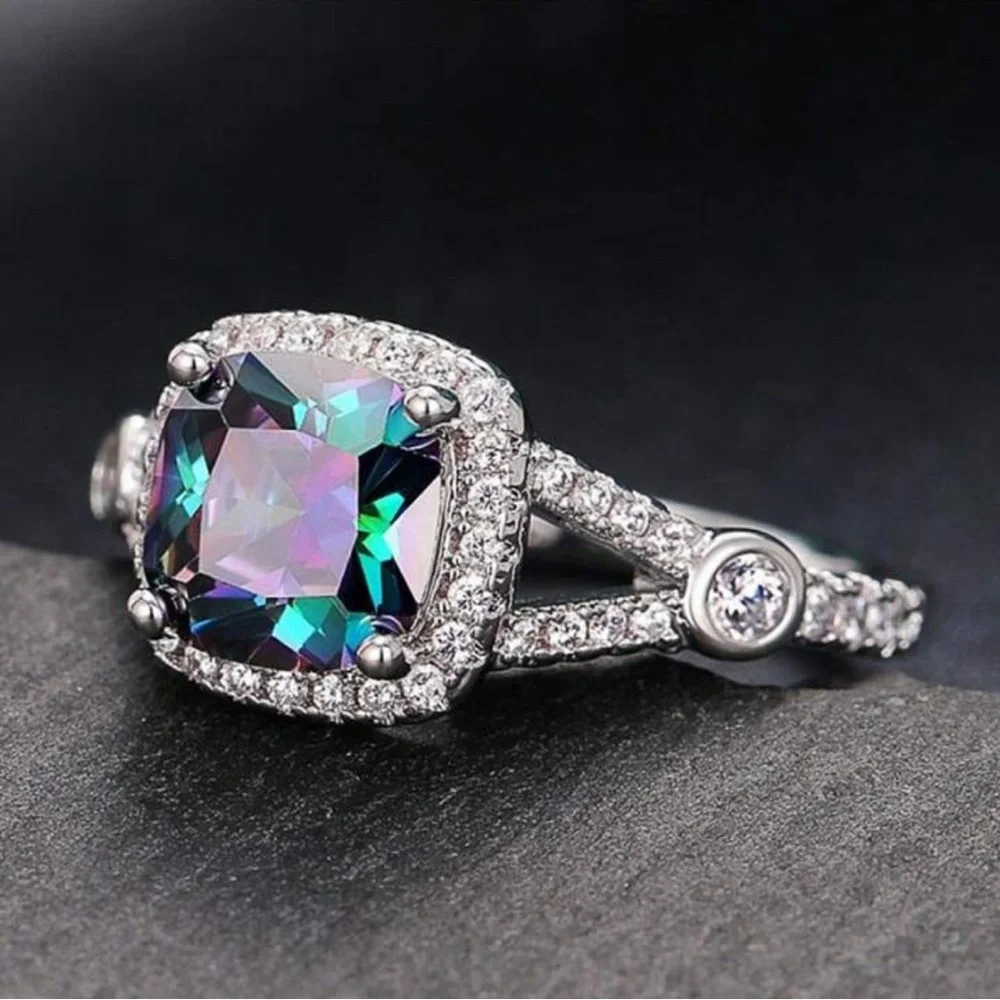 🌹 Colorful Square Cut Stone Fashion Ring‎